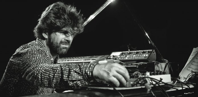 BENJAMIN MOUSSAY SOLO