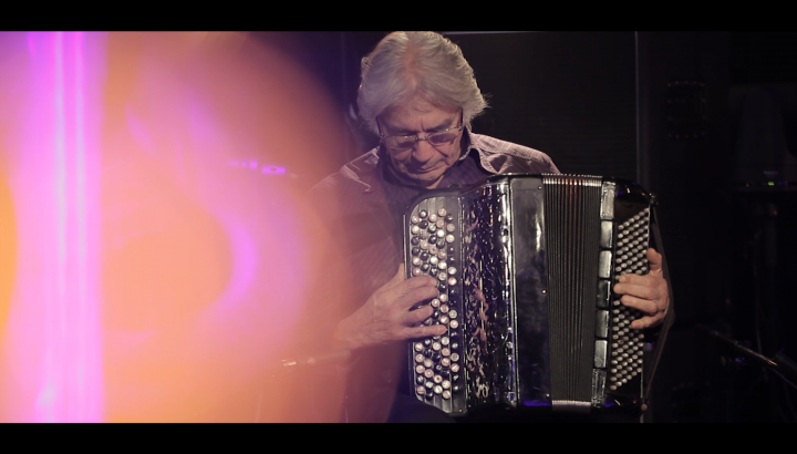 Los saltos del guayra - R. Barboza & F. Varis